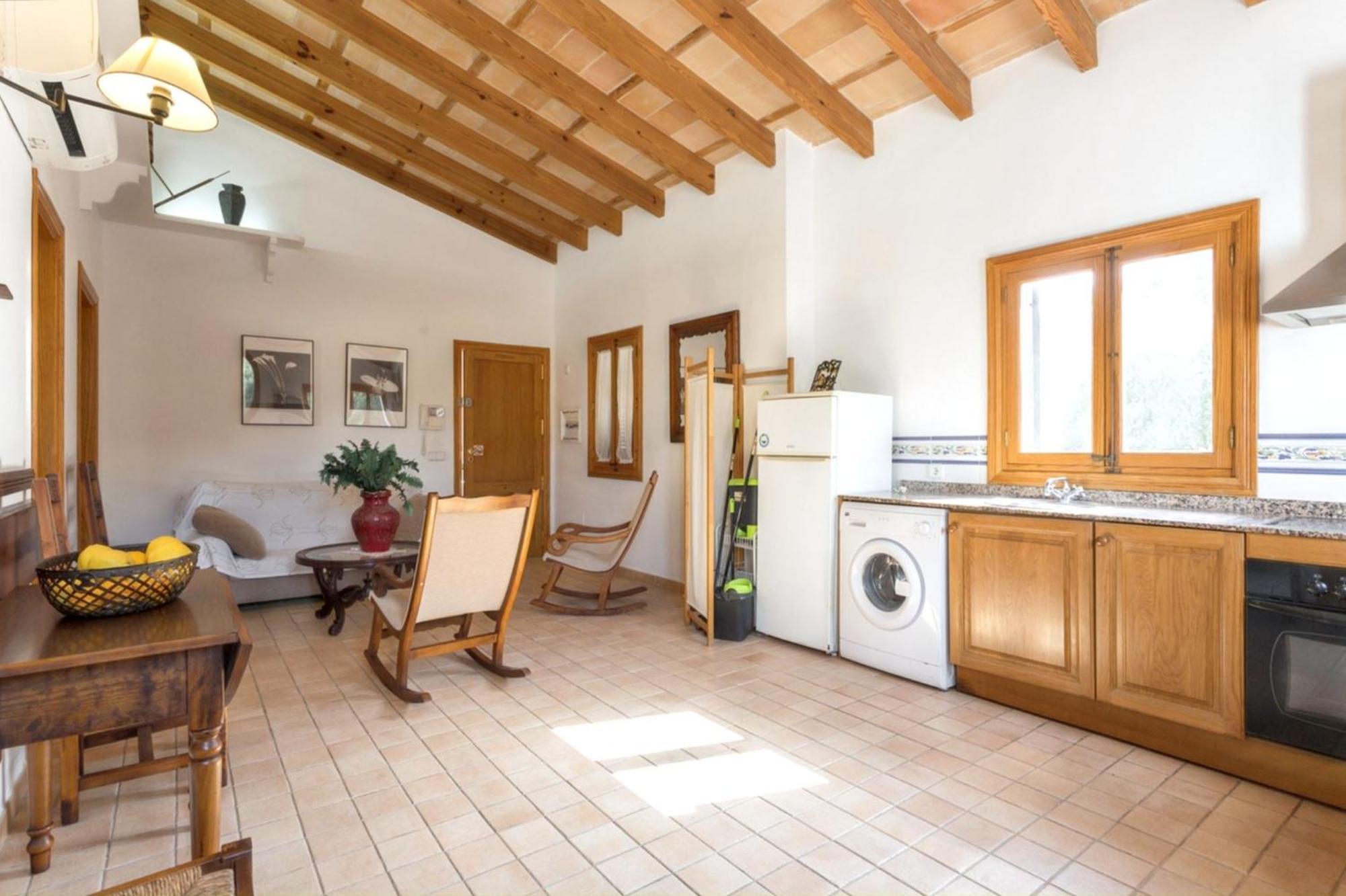 Spacious In With Mountain View Apartment *