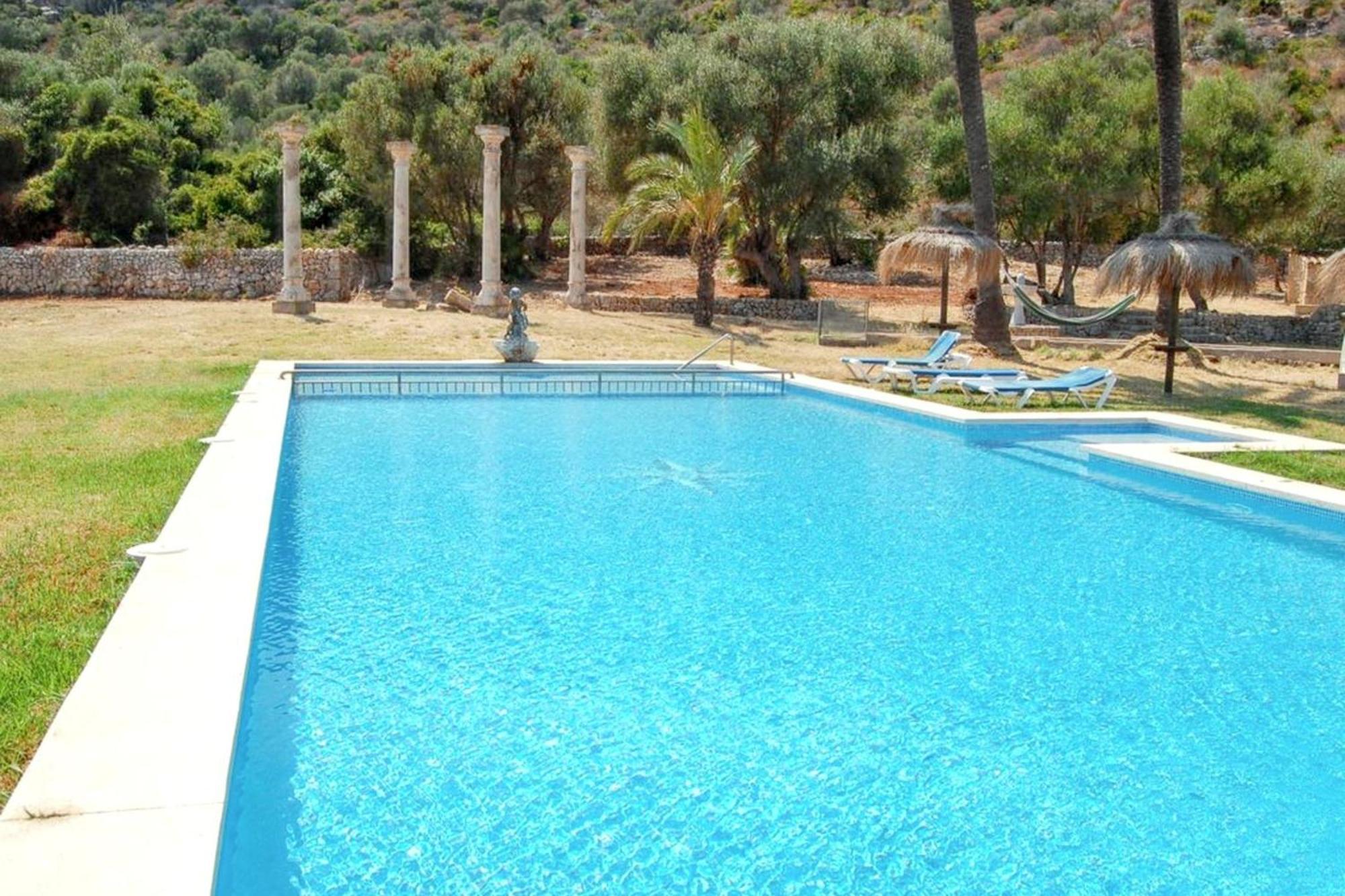 Spacious In With Mountain View * Pollença